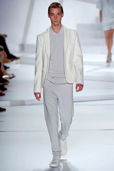 Look 2